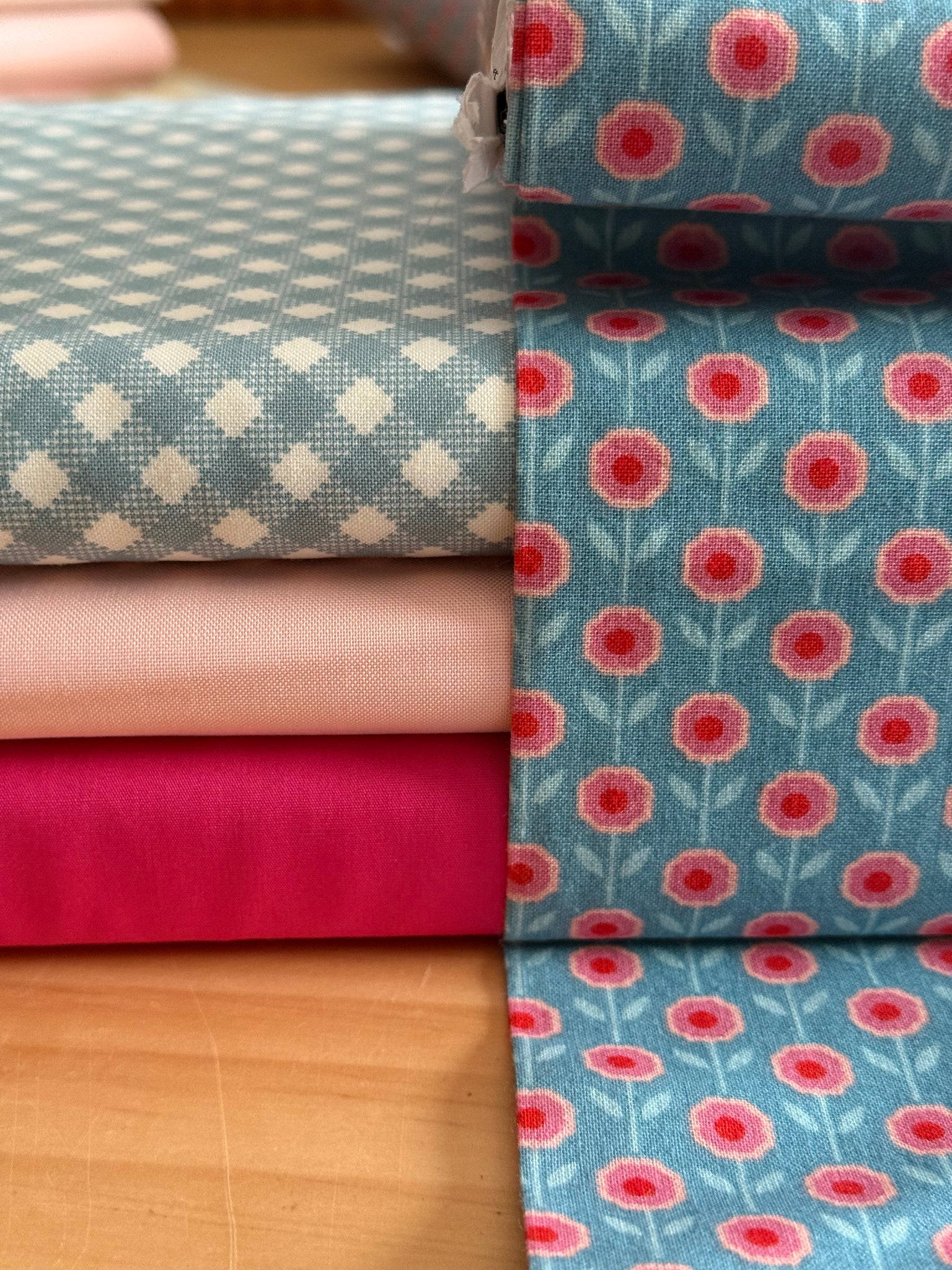 Penelope Handmade Meadowlark Quilt Kit - Throw Size