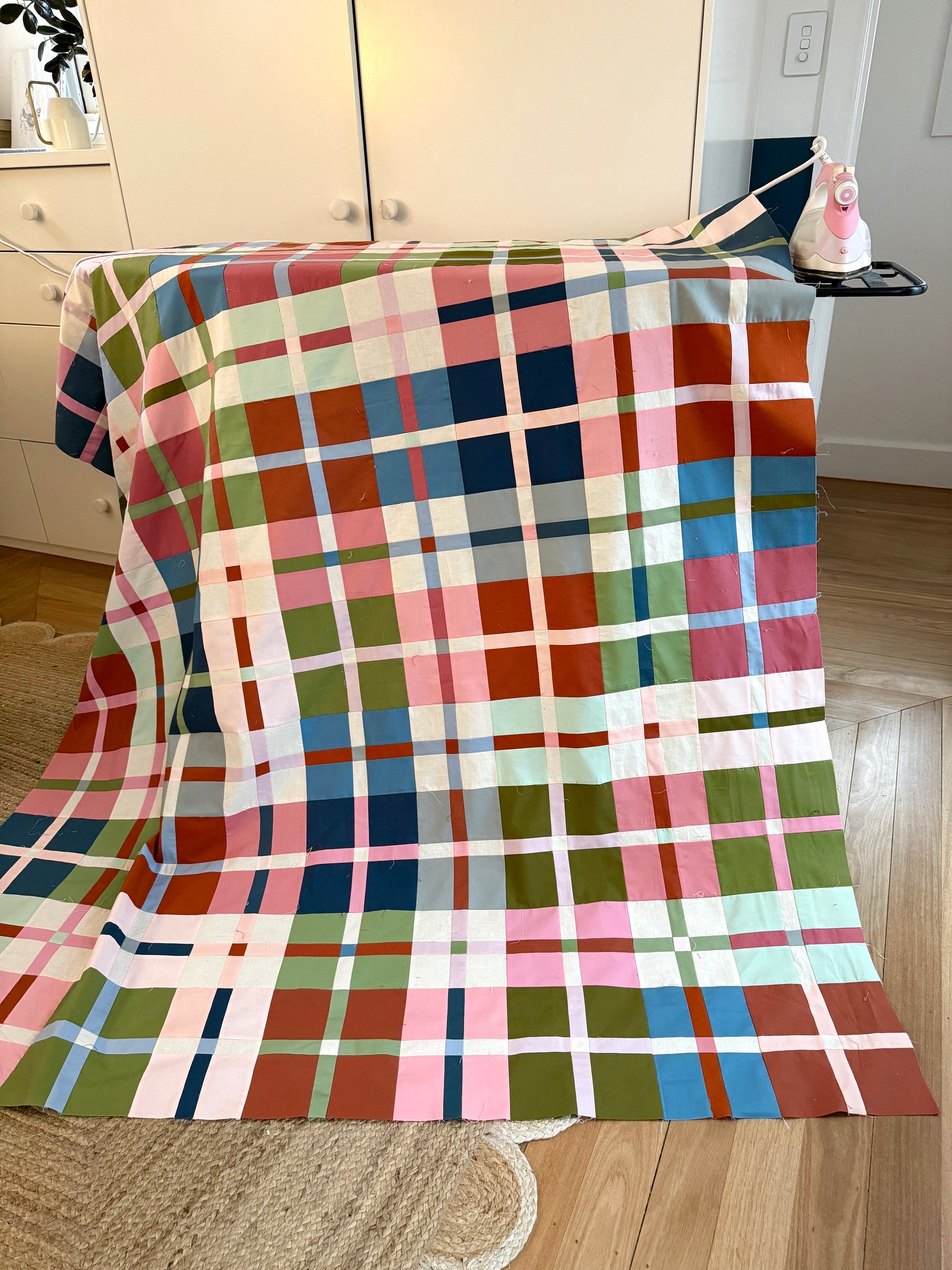 Kitchen Table Quilting  Mini Plaidish quilt kit (large lap size )