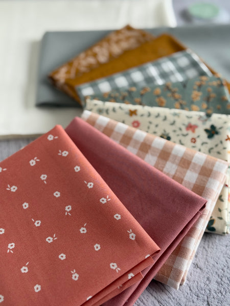 Suzy Quilts Fat Quarter Stars quilt kit (throw)- Little Cottage Garden