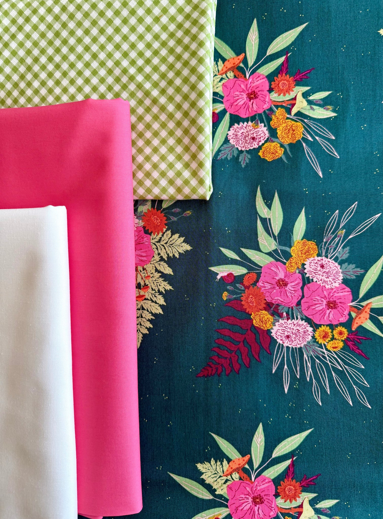 Irish Chain Quilt Kit (PDF Pattern Included) - Throw Size