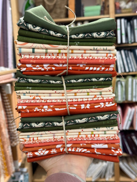 A little bit of cheer - Curated 12 Fat Quarter Bundle