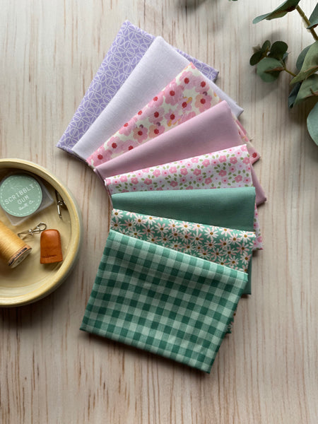 Rogues Point - Curated 8 Fat Quarter Bundle