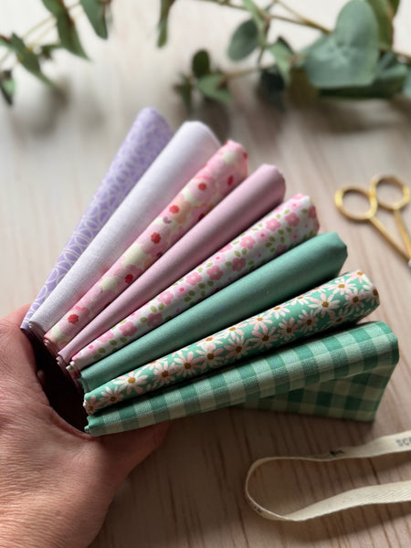 Rogues Point - Curated 8 Fat Quarter Bundle