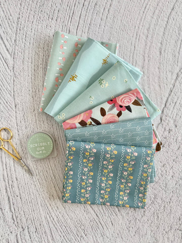Snowflake #15- Curated 6 Fat Quarter Bundle