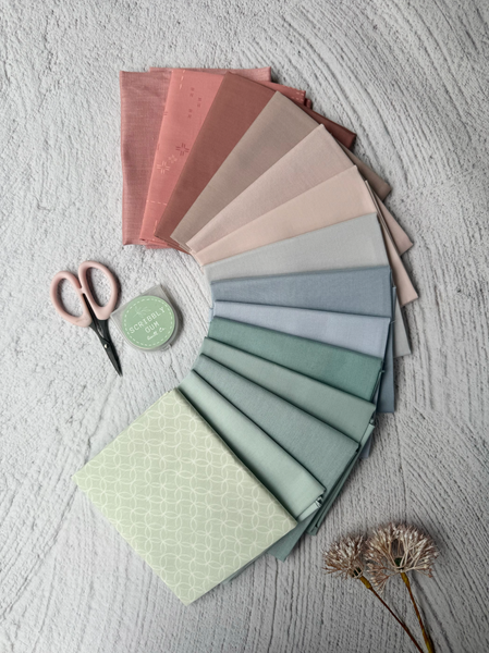 Cape Keraudren - Curated 14 Fat Quarter Bundle