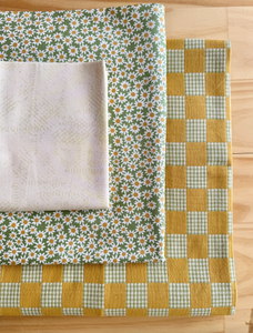 Fableism Daisies Wholecloth Quilt Kit - Crib/Baby Size