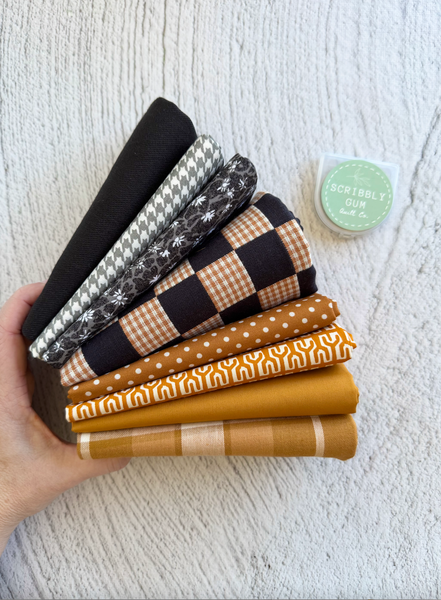 Arckaringa - Curated 8 Fat Quarter Bundle