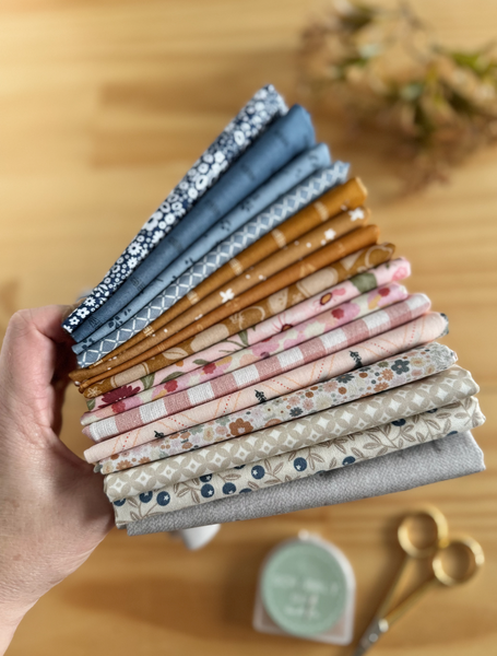 100% Cotton Quilting Fabric 16 Fat Quarter Bundle - Torrens Creek