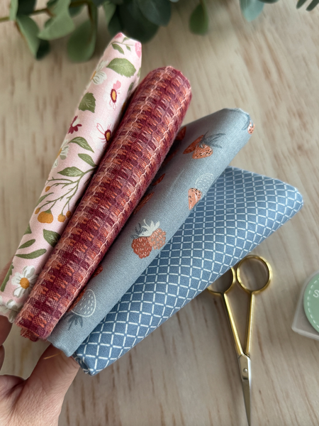 100% Cotton Quilting Fabric 4 Half Yard Bundle