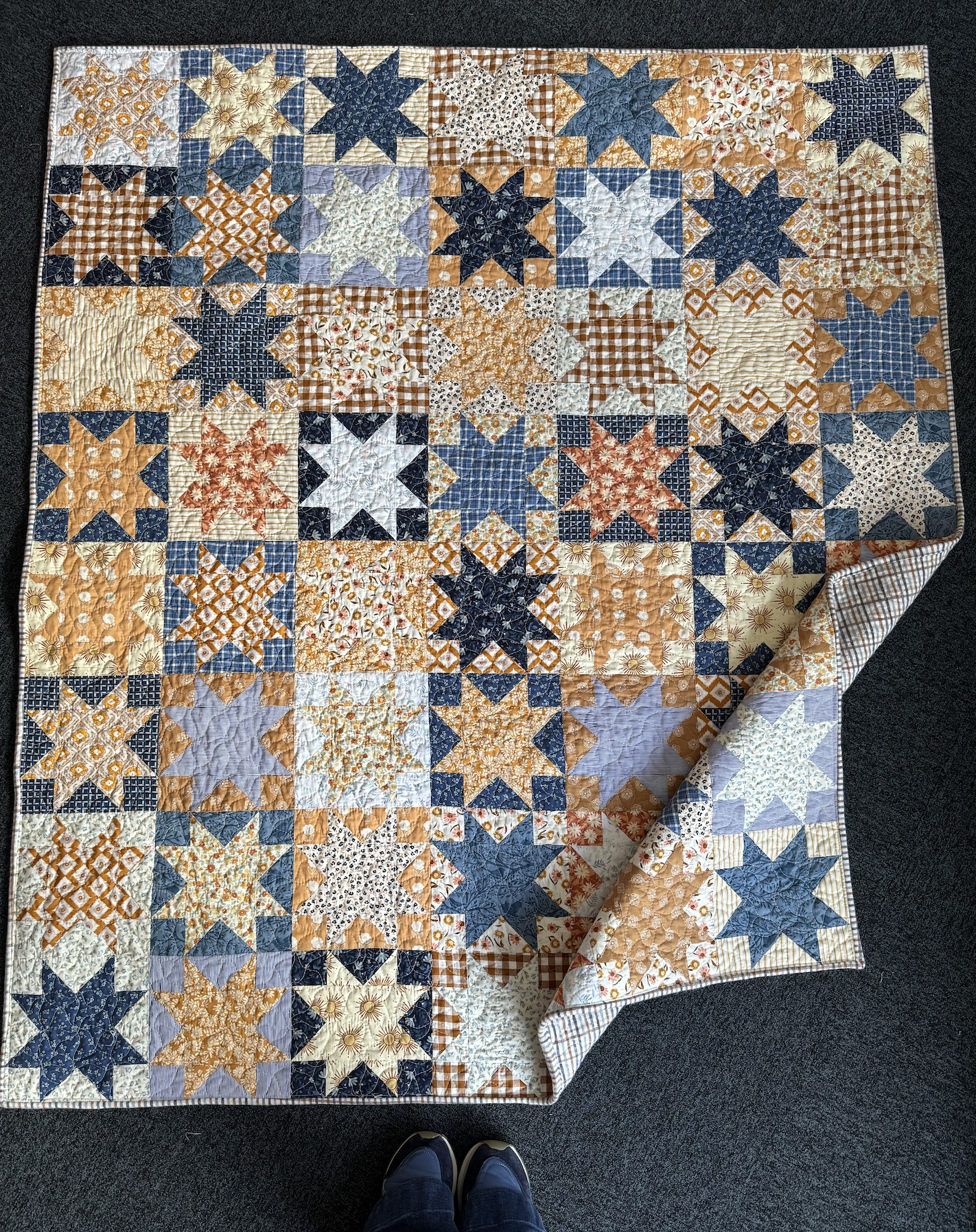 Suzy Quilts Duval Star Quilt Kit
