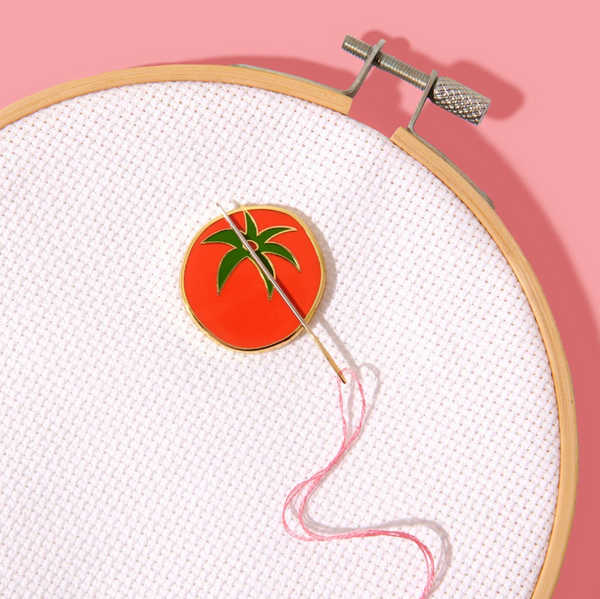 Sohmo Magnetic Needle Minder - Tomato