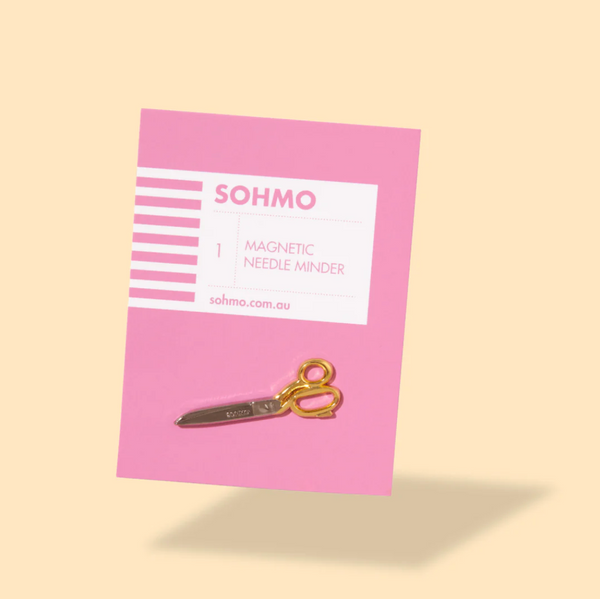 Sohmo Magnetic Needle Minder - Mini Sewing Scissors
