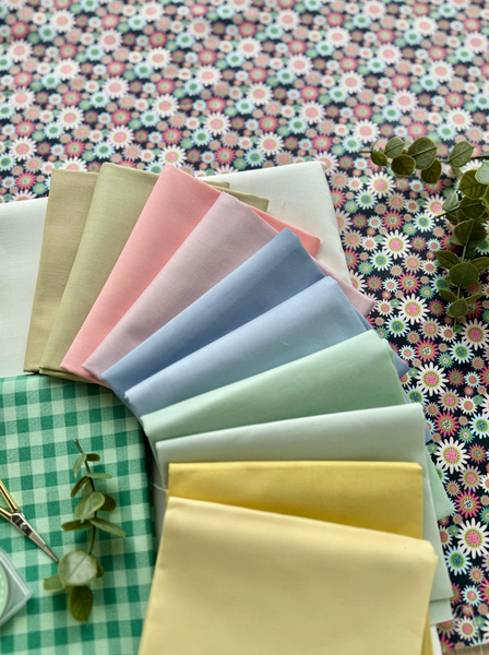 Little Flowers Quilt Fabric Kit - Throw Size