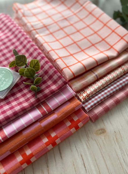 100% Cotton Quilting Fabric 8 Fat Quarter Bundle - Ouyen