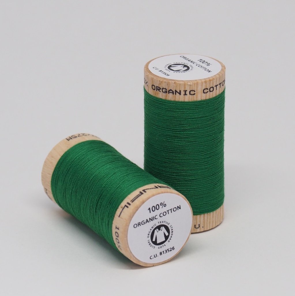 Cotton thread - (Grass) 300 yards / 275 metres (wooden spool)