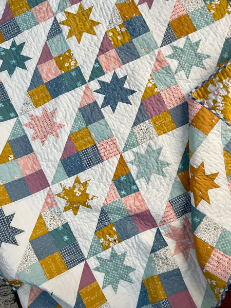 Modernly Morgan 'Hodgepodge Quilt' fabric bundle kit - square throw size