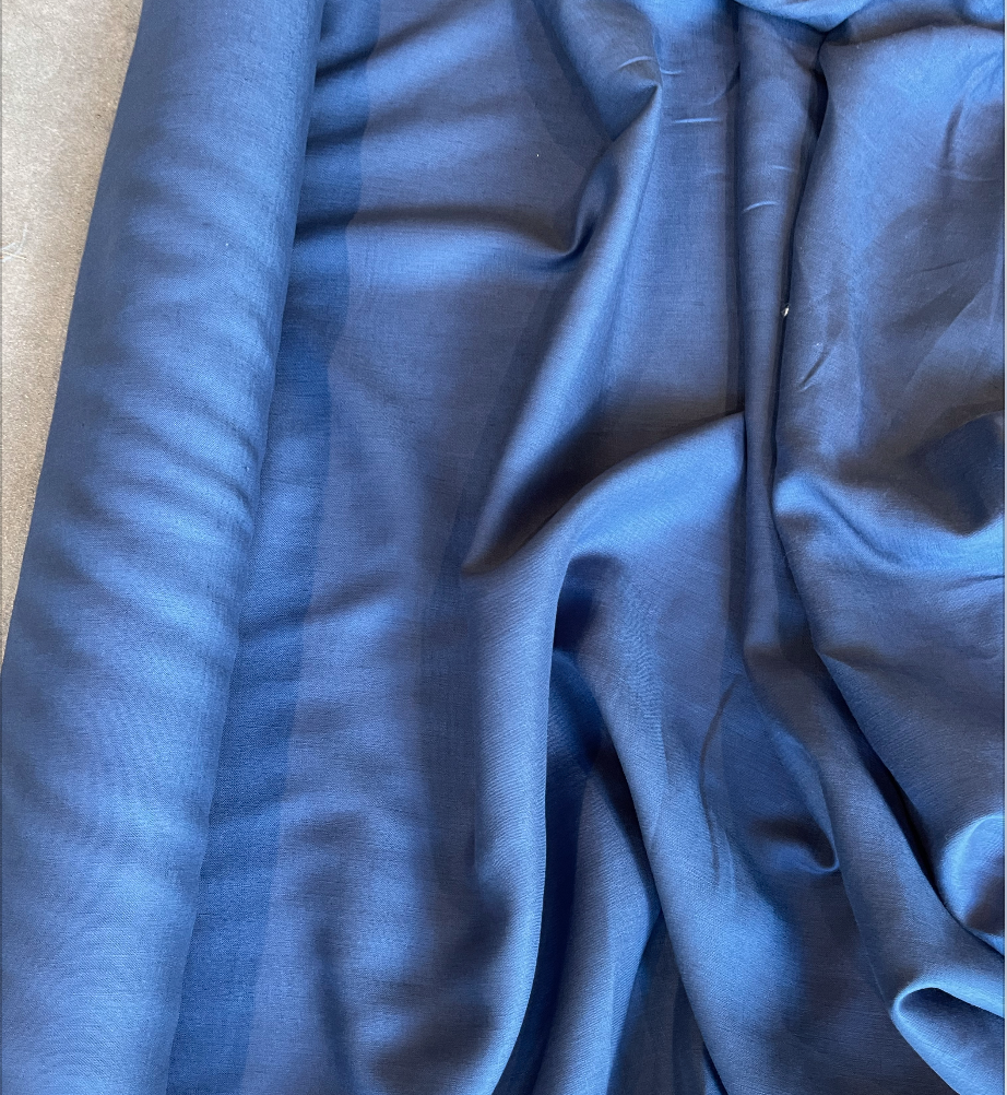 100% Linen Medium Weight - Royal Blue (sold in 50cm (20") increments)