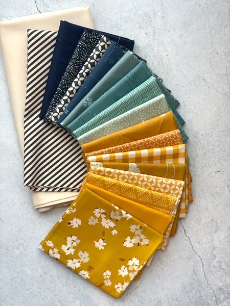 Modernly Morgan 'Little Lights Quilt' fabric bundle kit - rectangle throw size