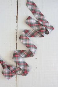 Bessie Pearl Bias Binding - Classic Red White Sevenberry Plaid